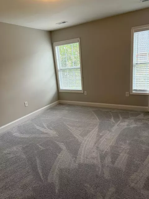 Bedroom - 252 Cedar Bluff Dr, Moore, SC 29369 photo 1 of 7