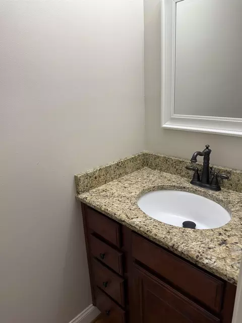 Bath - 252 Cedar Bluff Dr, Moore, SC 29369 photo 1 of 11