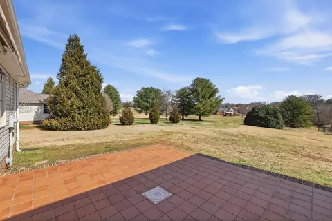 Exterior - 1327 Falcons Dr, Walhalla, SC 29691 photo 6 of 7