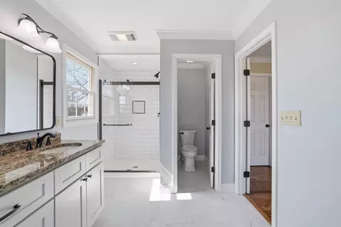 Bath - 1327 Falcons Dr, Walhalla, SC 29691 photo 2 of 3