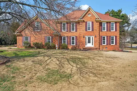 100 Terrence Ct, Greer, SC 29650
