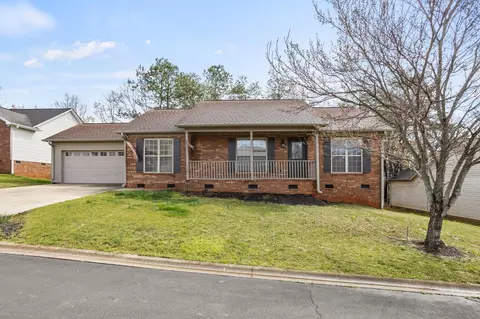 127 Harvest Ridge Dr, Inman, SC 29349