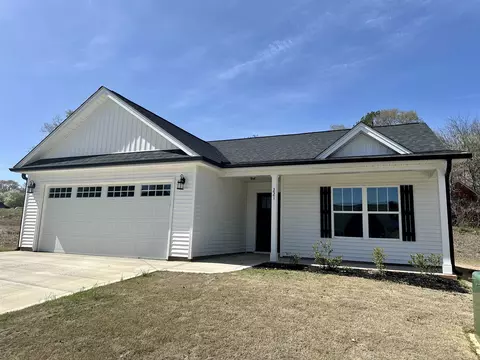 221 Upper Beaver Creek Dr, Moore, SC 29369