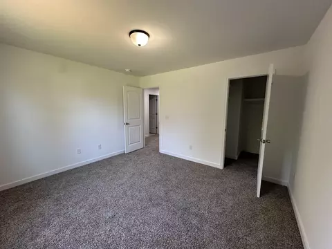 Bedroom - 111 S Lee St, Chesnee, SC 29323 photo 3 of 5