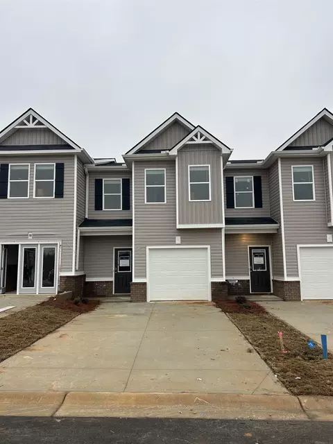 1111 Wharf Trl, Spartanburg, SC 29306