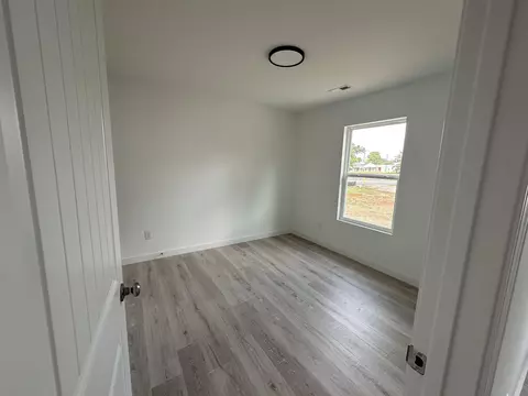 99 Walnut St, Gaffney, SC 29340 photo 9