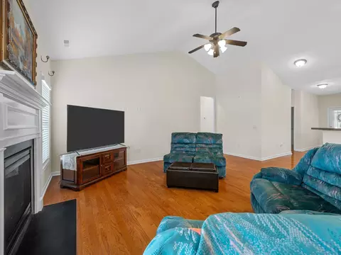Living - 229 Medoc Ln, Moore, SC 29369 photo 3 of 3