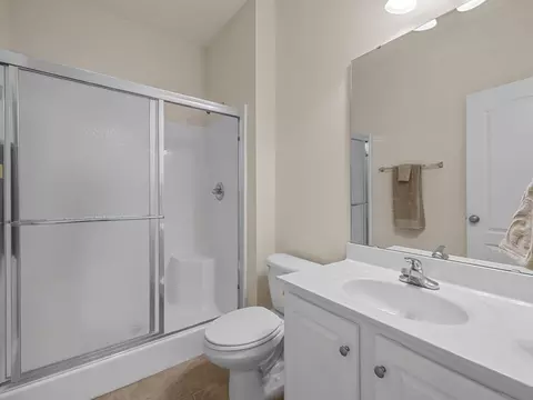 Bath - 229 Medoc Ln, Moore, SC 29369 photo 3 of 3