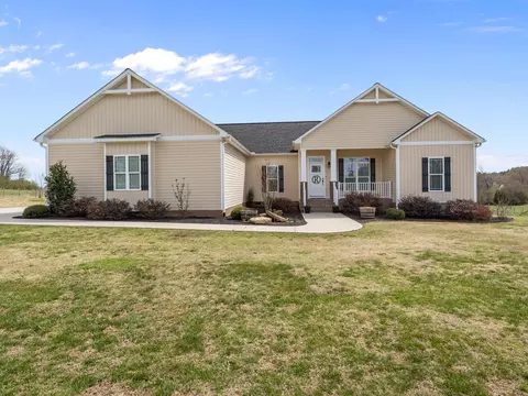 280 Rhodes Rd, Woodruff, SC 29388