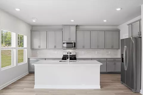 Kitchen - 1541 Switchback Cir, Moore, SC 29369 photo 1 of 5
