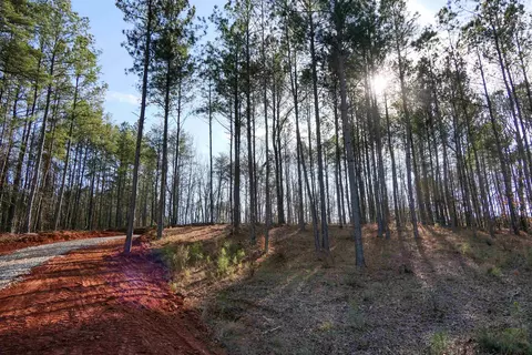 4063 Old Georgia Hwy, Cowpens, SC 29330
