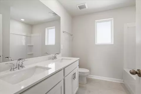 Bath - 301 Shortleaf Ln, Pendleton, SC 29670 photo 2 of 3