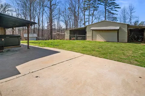 Exterior - 4107 Sandy Plains Rd, Tryon, NC 28782 photo 8 of 11