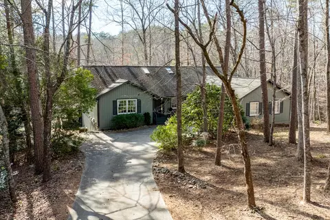 4 Buoy Ct, Salem, SC 29676