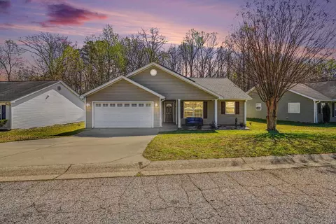 502 Pleasant Green Dr, Inman, SC 29349