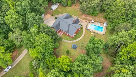 3121 N 25 Hwy, Greenwood, SC 29649