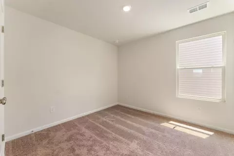 Bedroom - 404 Prosperity Ln, Moore, SC 29369 photo 2 of 5