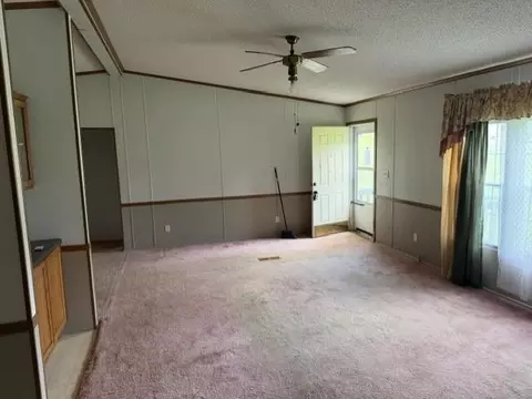 700 Christopher Rd, Campobello, SC 29322 photo 18