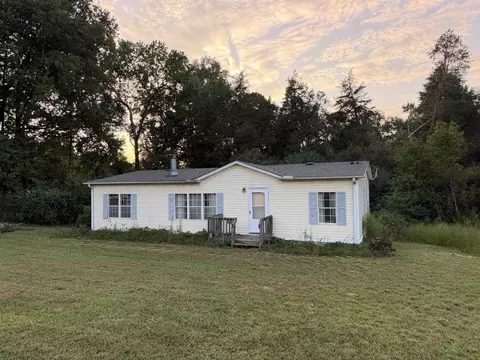 700 Christopher Rd, Campobello, SC 29322 photo 2
