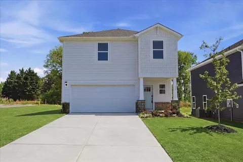 515 Hadlow St, Greer, SC 29651