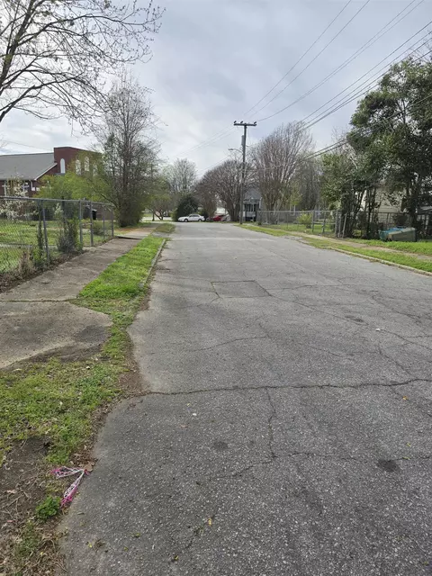 304 Elm St, Gaffney, SC 29340 photo 7