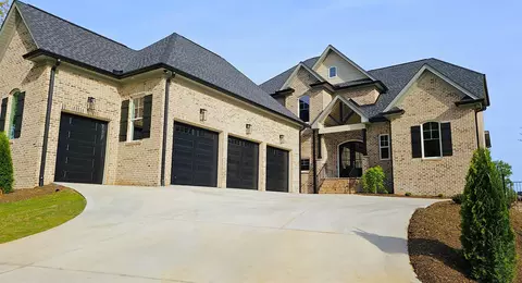 118 N Woodfin Dr, Inman, SC 29349