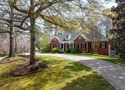 6 Twin Oaks Ct, Spartanburg, SC 29306