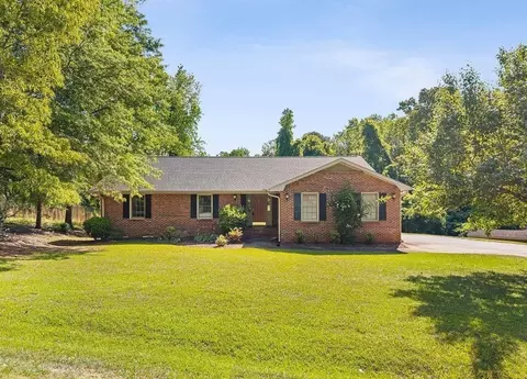 204 Birchwood Dr, Union, SC 29379