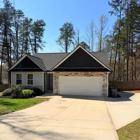 40 Nichols Dr, Inman, SC 29349