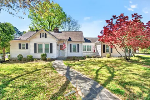 212 E Fairview Ave, Gaffney, SC 29340