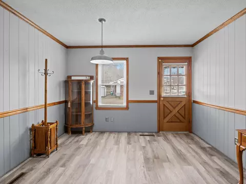 Entry Way - 423 Bailey Rd, Buffalo, SC 29321 photo 1 of 2