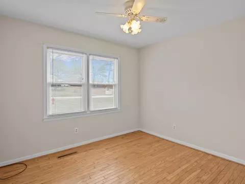 Bedroom - 423 Bailey Rd, Buffalo, SC 29321 photo 1 of 6