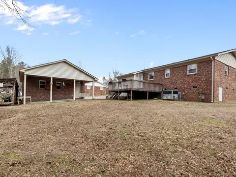 Exterior - 423 Bailey Rd, Buffalo, SC 29321 photo 10 of 13