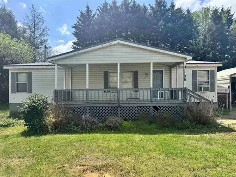 1106 Farrs Bridge Rd, Pickens, SC 29671