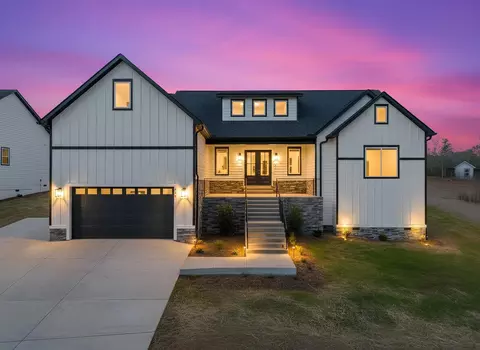 651 Narrow Cir, Inman, SC 29349
