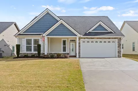 924 Hunterdale Ln, Boiling Springs, SC 29316