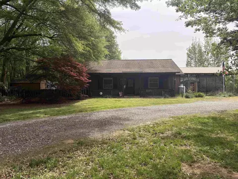 532 Filter Plant Rd, Gaffney, SC 29340