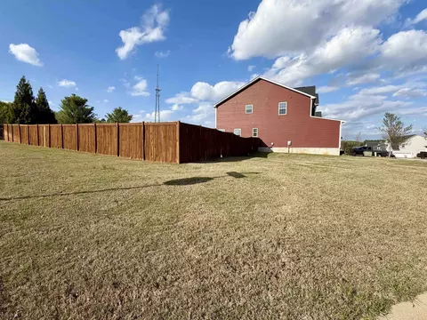 Exterior - 201 Edwin Ellis Dr, Greer, SC 29651 photo 2 of 3
