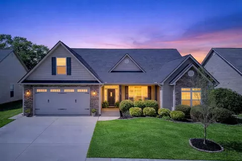 136 Dewfield Ln, Boiling Springs, SC 29316