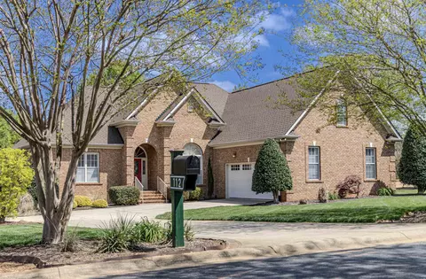 112 Conamara Ln, Woodruff, SC 29388