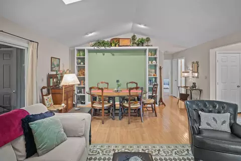 Dining - 335 Melrose Ave, Tryon, NC 28782 photo 1 of 1