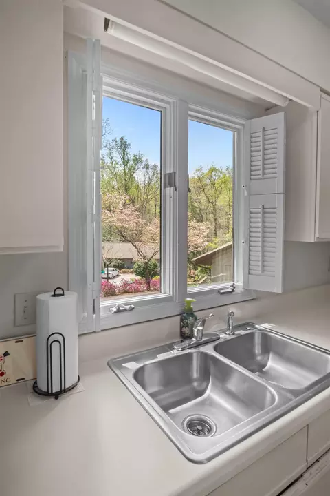 Kitchen - 335 Melrose Ave, Tryon, NC 28782 photo 2 of 2