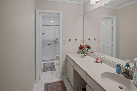 Bath - 335 Melrose Ave, Tryon, NC 28782 photo 2 of 3