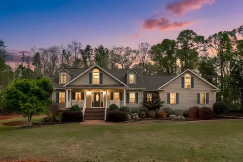 106 Allison Dr, Fountain Inn, SC 29644