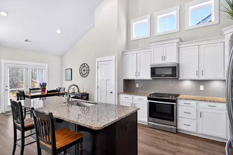 Kitchen - 619 Minster Ct, Moore, SC 29369 photo 1 of 3