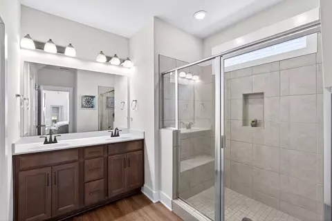 Bath - 619 Minster Ct, Moore, SC 29369 photo 1 of 3