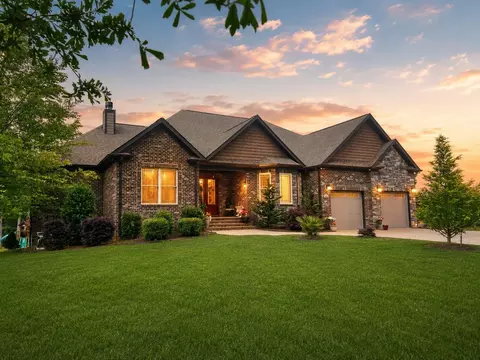 1091 Park Rd, Inman, SC 29349