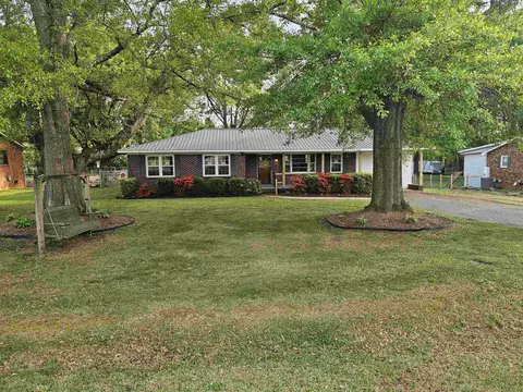 7 Outter Dr, Inman, SC 29349