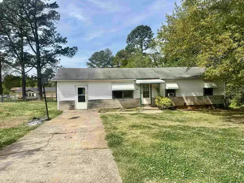 125 Camellia Cir, Gaffney, SC 29341