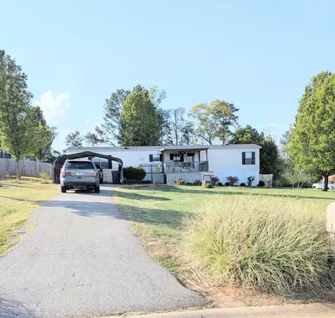 712 Ohenry Dr, Inman, SC 29349